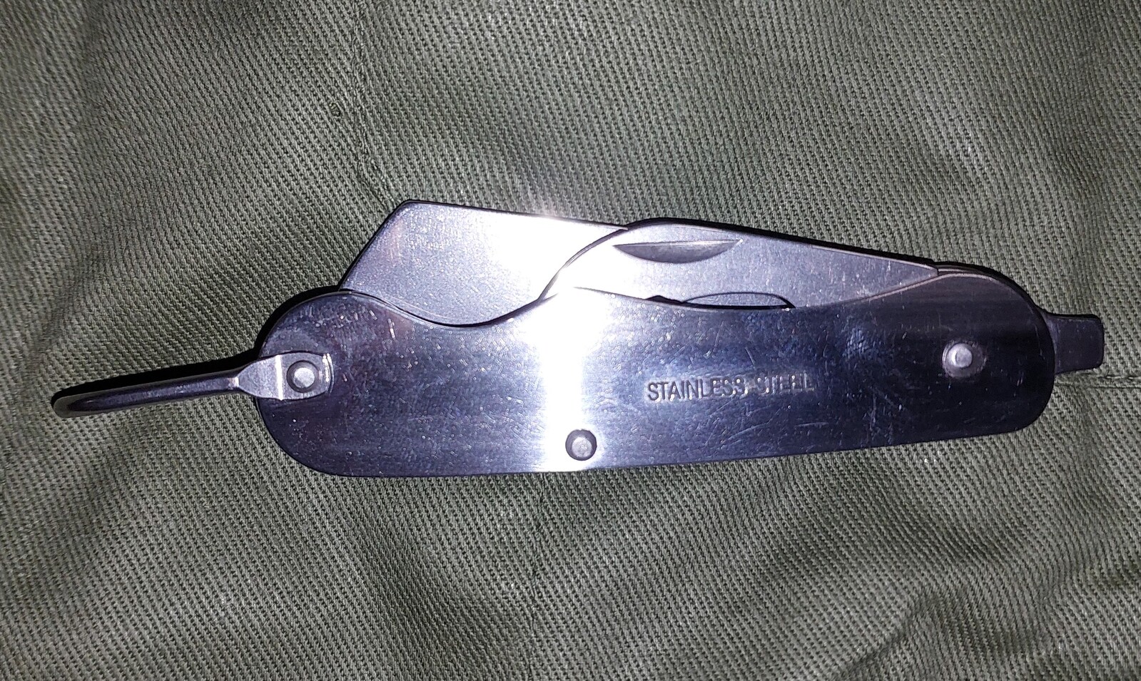 AUSTRALIAN ARMY CLASP KNIVES / YACHTSMENS KNIVES