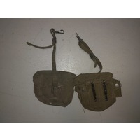 M16 AMMO POUCH EX-KOREAN ARMY USED - REAR STEEL CLIPS