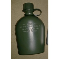 REPRODUCTION AUSTRALIAN CANTEENS & accessories GREEN PLASTIC