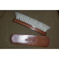 POLISHING / CLOTHES BRUSHES