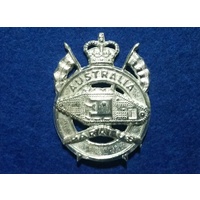 ARMY REGT BADGES - 1 ARMOURED REGT