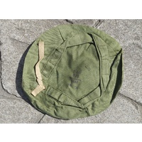 WW2 AUSTRALIAN JUNGLE GREEN BERET - SIZE 7 1/8 = 57cm model with loops around band DATED 1944