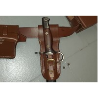 WW2 JAPANESE LEATHER EQUIPMENT  - BAYONET FROG