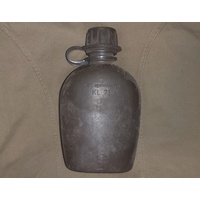 NETHERLANDS DUTCH ARMY PLASTIC 1LT CANTEEN VG USED CONDITION