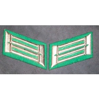 EAST GERMAN DDR COLLAR INSIGNIA - LIGHT GREEN FRONTIER TROOPS