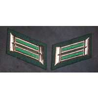 EAST GERMAN DDR COLLAR INSIGNIA DARK GREEN - REAR ECHELON TROOPS