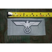WW2 GERMAN UNIFORM BEVO EAGLE BADGE - LIGHT GREY