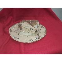 BOONIE HAT CAMOUFLAGE  NEW MADE IN CHINA CHOC CHIP DESERT  size Medium