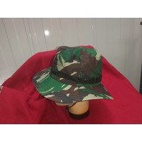 BOONIE HAT CAMOUFLAGE  NEW MADE IN CHINA woodland tall peak SIZE LARGE