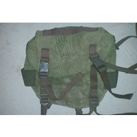 AUSTRALIAN M1956 BUM PACK COMBAT USED 1988/89 FASTEX BUCKLES issue-straps on botton cut short