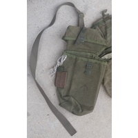AUSTRALIAN AMMO POUCH LARGE 1988 pattern new/near new condition