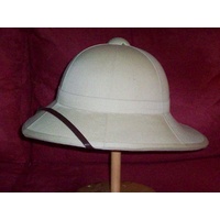 BRITISH WOLESLEY PITH HELMET