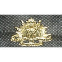 CAMEL CORPS RISING SUN BADGE - GILT