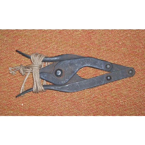 COMMONWEALTH PATTERN FOLDING WIRE CUTTERS