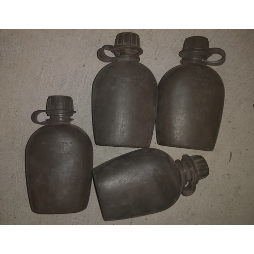 NETHERLANDS DUTCH ARMY PLASTIC 1LT CANTEEN