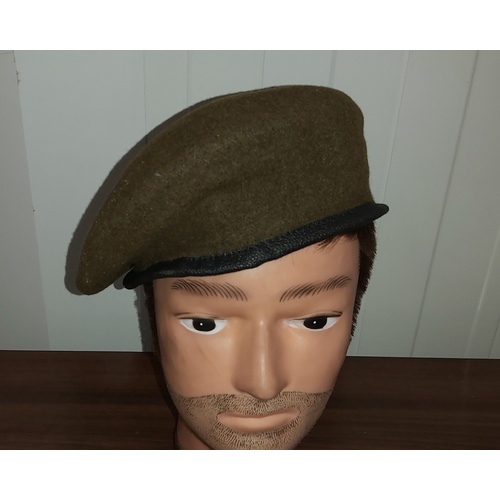IDF ISRAELI DEFENCE FORCE GREEN WOOL BERET