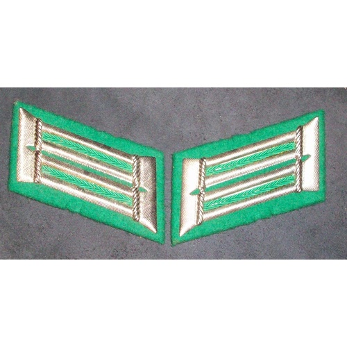 EAST GERMAN DDR COLLAR INSIGNIA