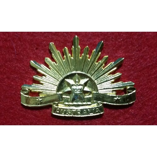 FEDERATION STAR RISING SUN HAT BADGE