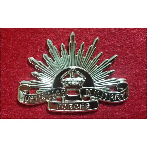 KOREAN ERA 1949-53 KC RISING SUN HAT BADGE
