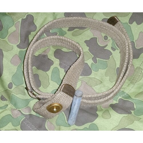 M1 CARBINE OIL BOTTLE & SLINGS